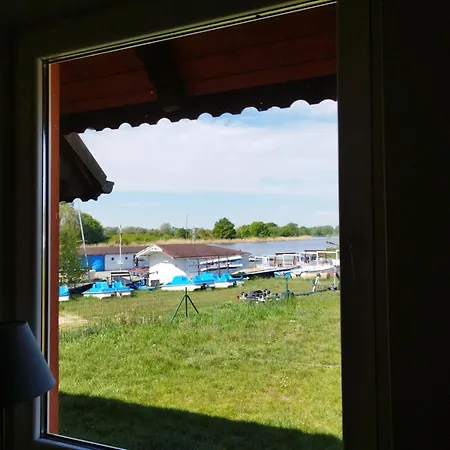 W Miasteczku Portowym *